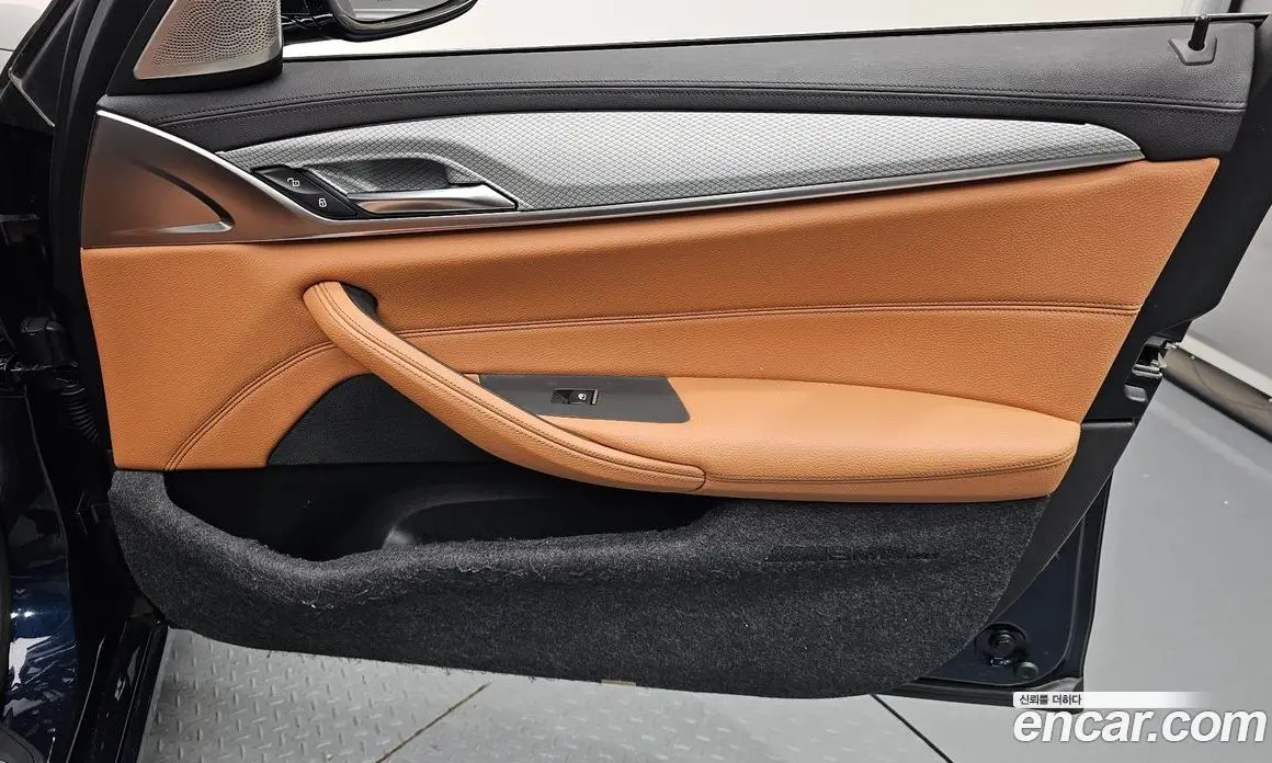 BMW 5 серия 2019 2.0 автомат (гидро), фото 28