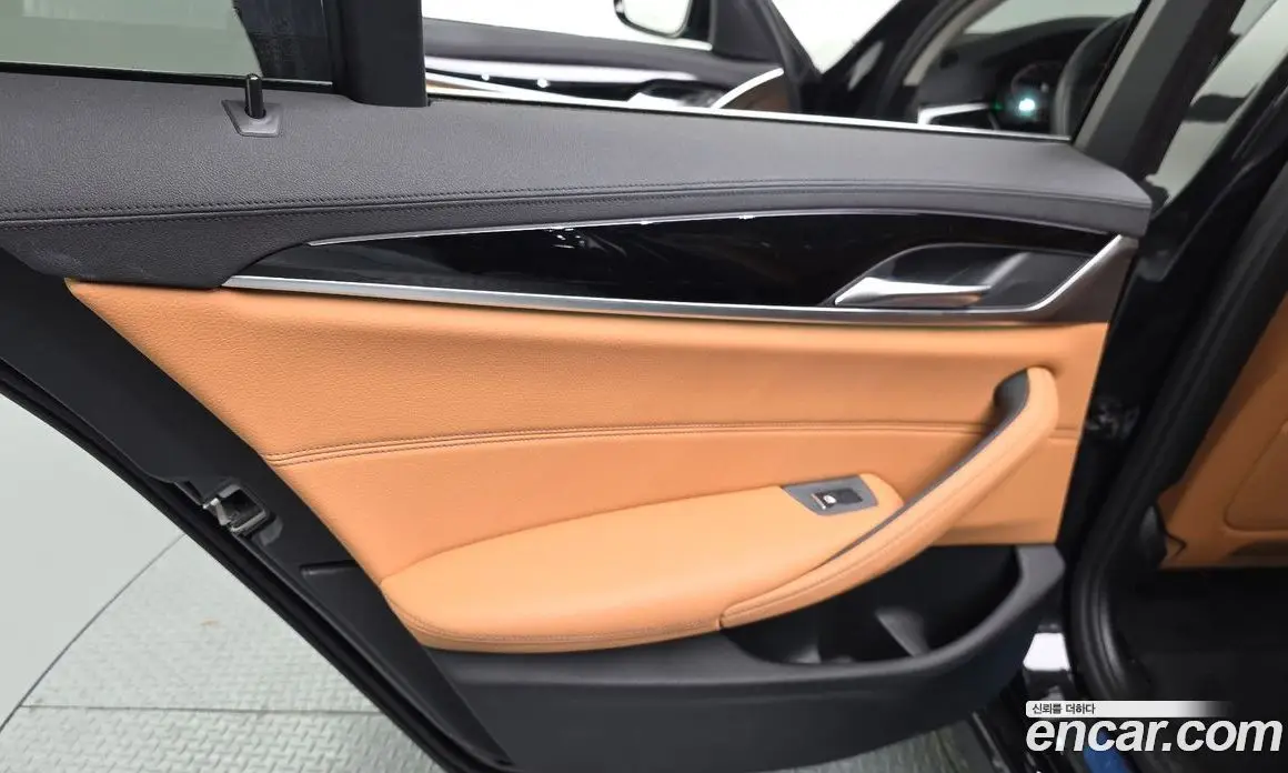 BMW 5 серия 2020 2.0 автомат (гидро), фото 15