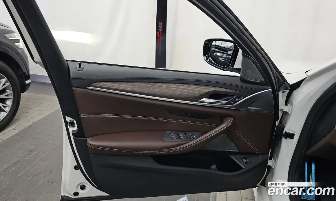 BMW 5 серия 2020 2.0 автомат (гидро), фото 13