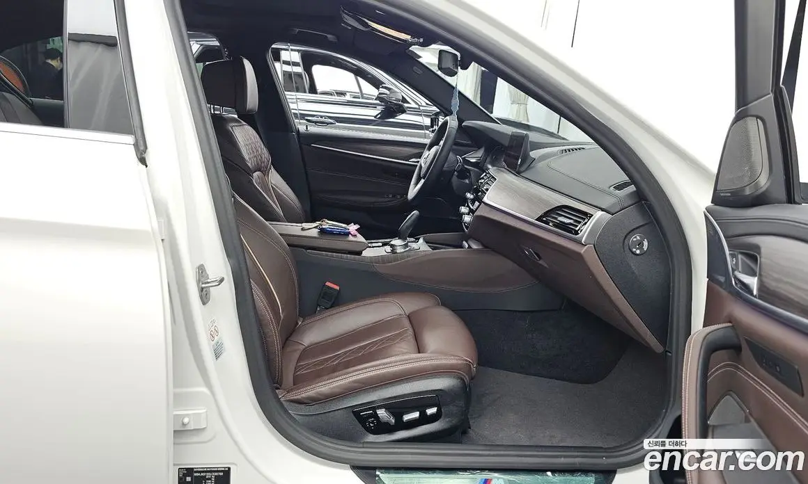 BMW 5 серия 2020 2.0 автомат (гидро), фото 16