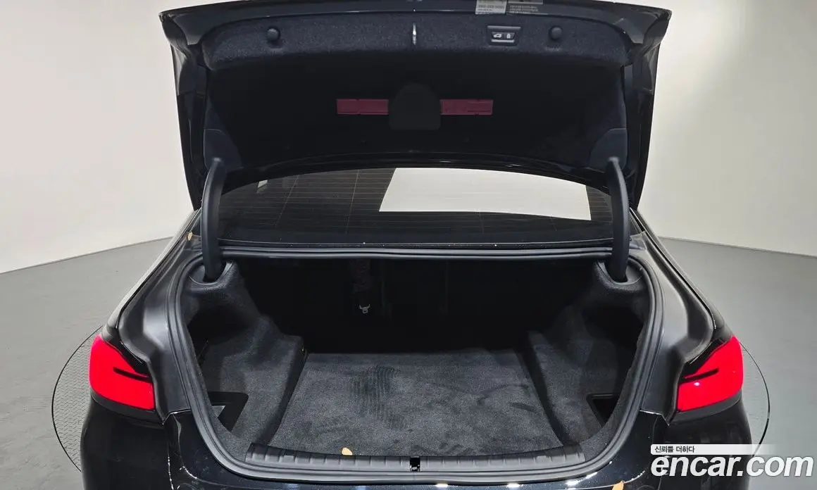 BMW 5 серия 2022 2.0 автомат (гидро), фото 20