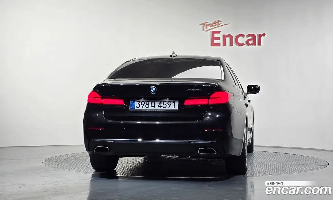 BMW 5 серия 2022 2.0 автомат (гидро), фото 4