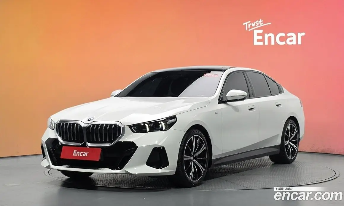 BMW 5 серия 2025 2.0 автомат (гидро), фото 35