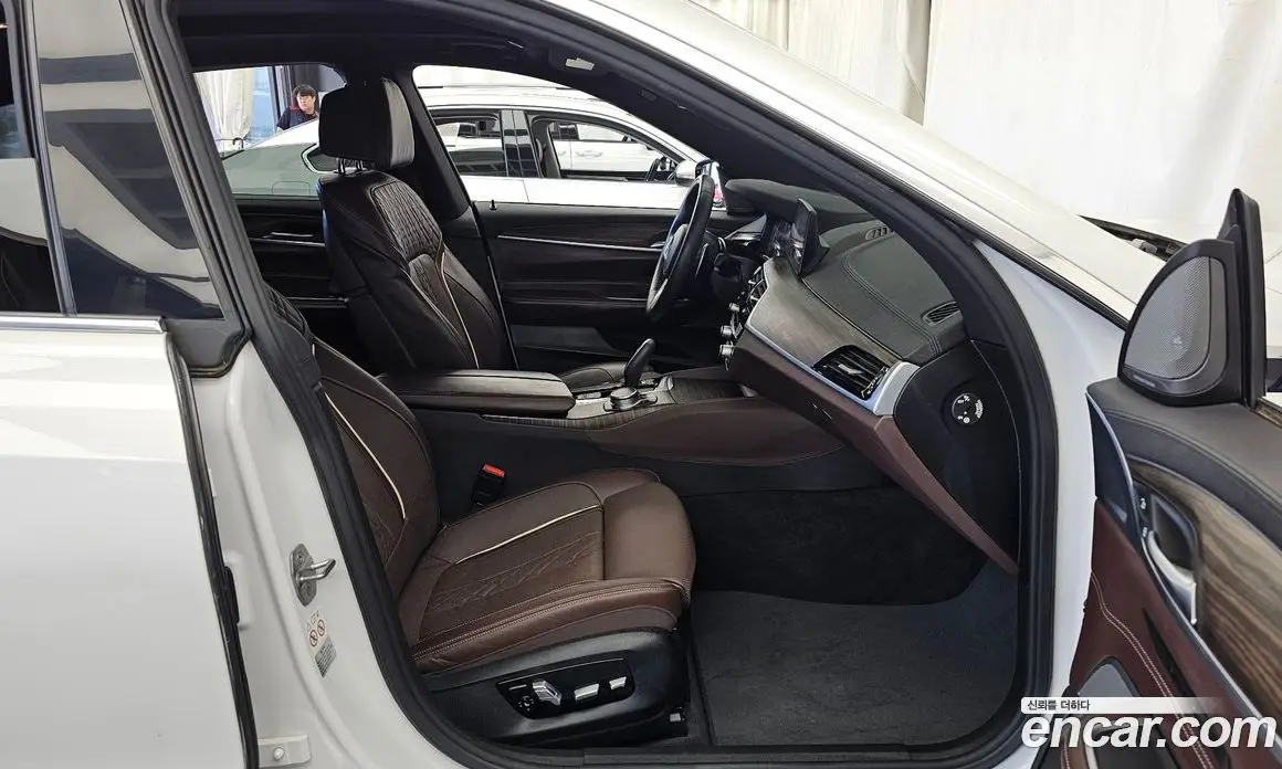 BMW 6 серия 2019 3.0 автомат (гидро), фото 17