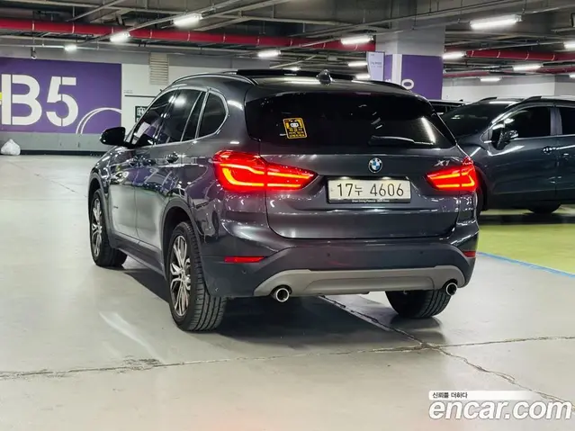 BMW X1 2018 2.0 автомат (гидро), миниатюра 4