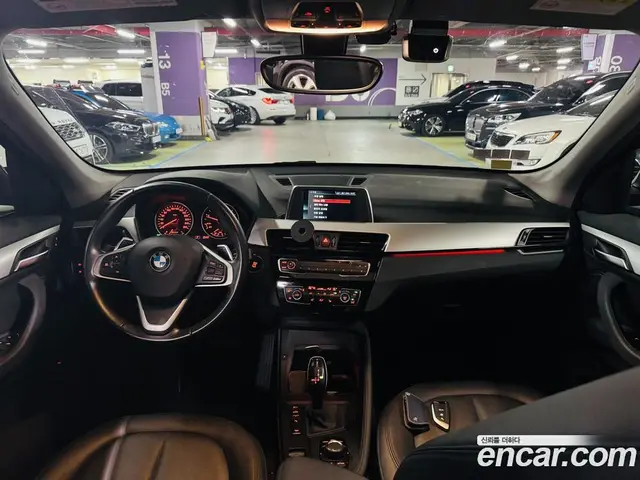 BMW X1 2018 2.0 автомат (гидро), миниатюра 7