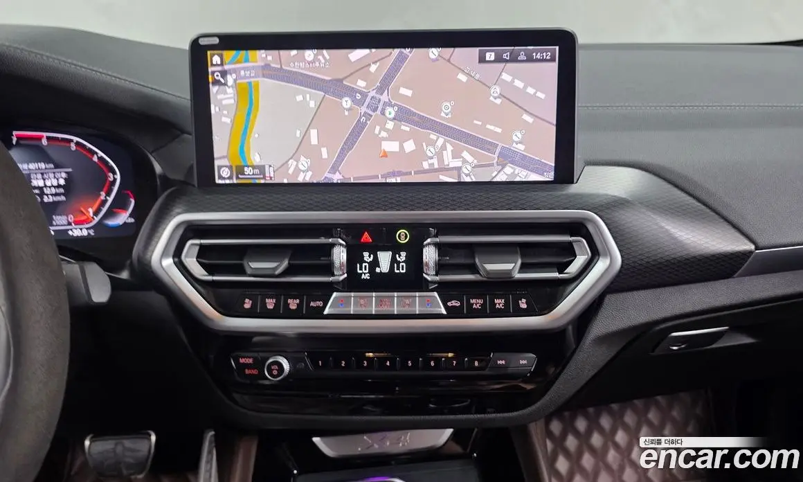 BMW X4 2023 2.0 автомат (гидро), фото 14