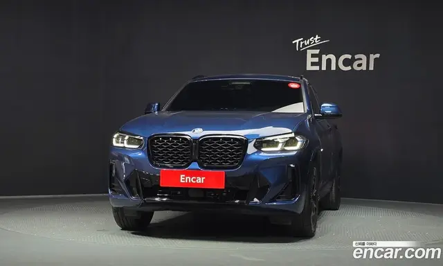 BMW X4 2023 2.0 автомат (гидро), миниатюра 3
