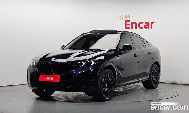 BMW X6, 2025, 4 033 км
