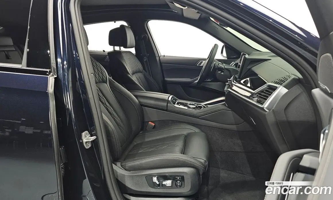 BMW X6 2025 3.0 автомат (гидро), фото 13
