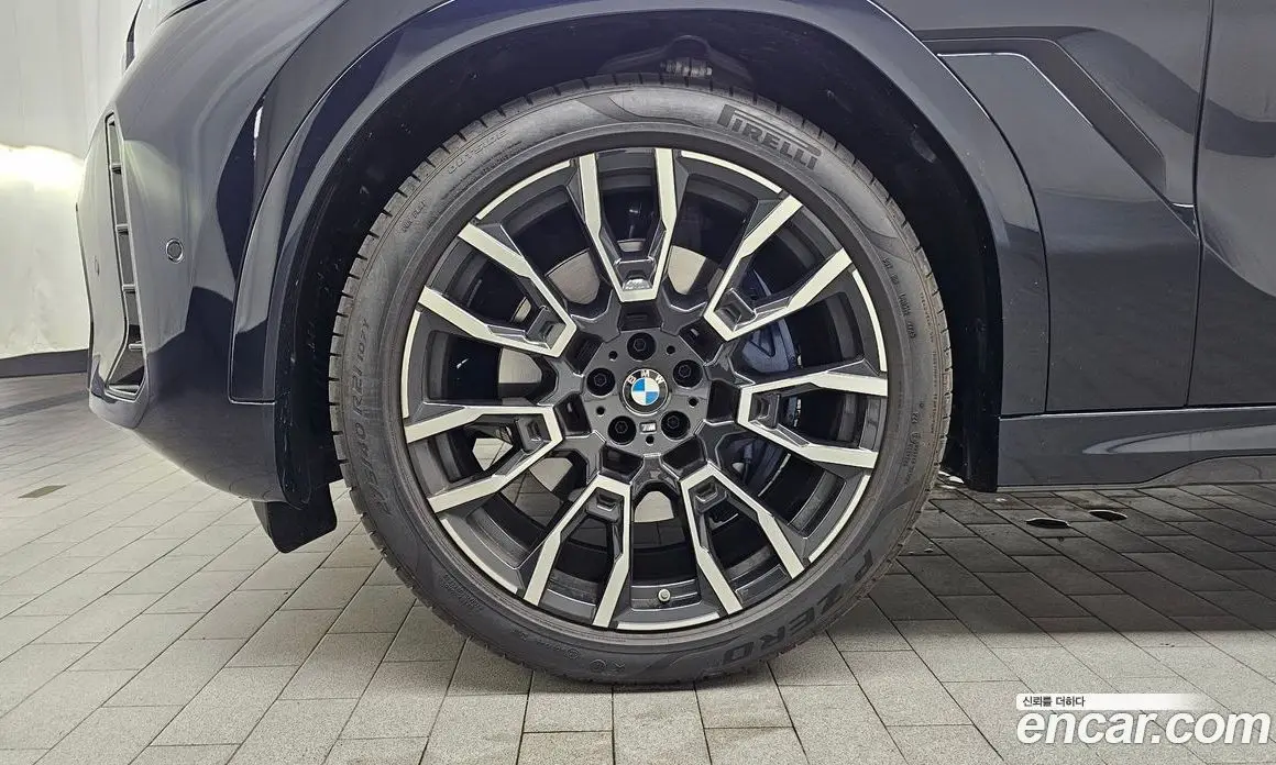 BMW X6 2025 3.0 автомат (гидро), фото 5