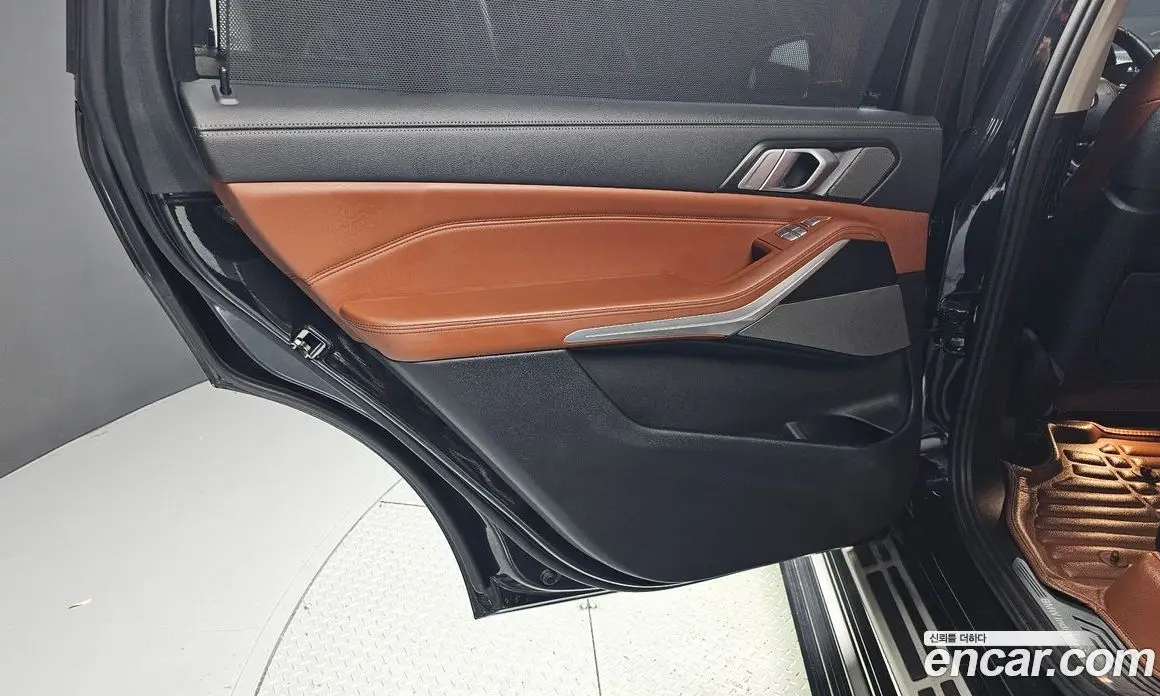 BMW X7 2020 3.0 автомат (гидро), фото 15
