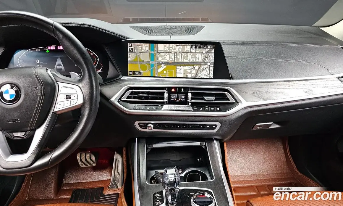 BMW X7 2020 3.0 автомат (гидро), фото 19