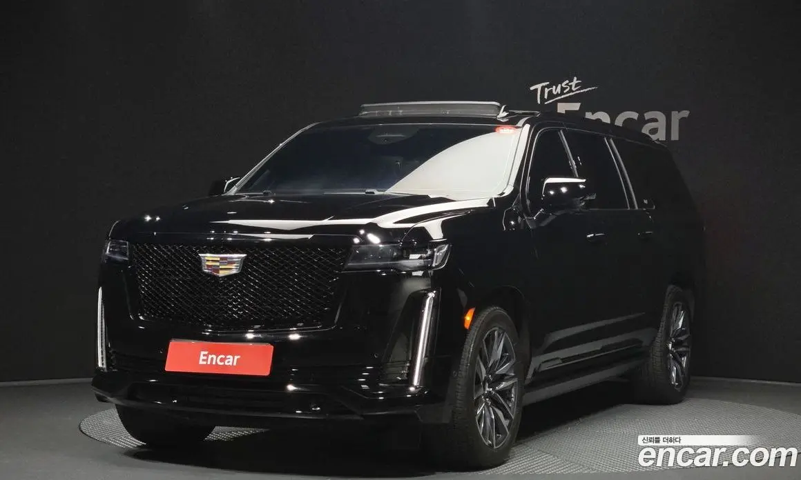 Cadillac Escalade 2023 6.2 автомат (гидро), фото 1 Cadillac Escalade 2023 6.2 автомат (гидро), фото 1