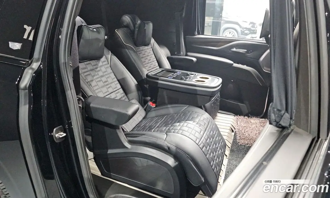 Cadillac Escalade 2023 6.2 автомат (гидро), фото 17 Cadillac Escalade 2023 6.2 автомат (гидро), фото 17