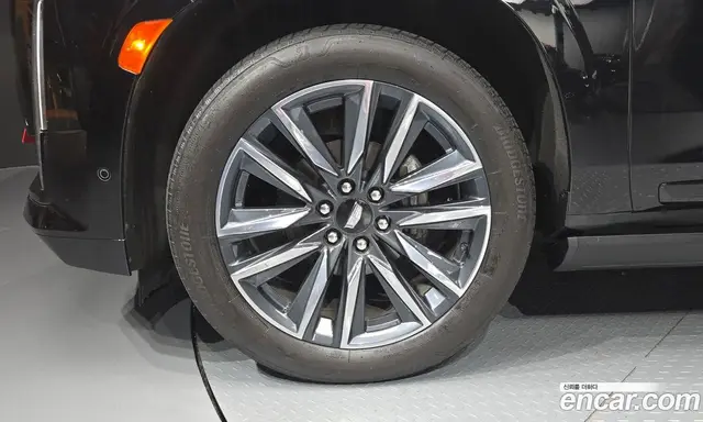 Cadillac Escalade 2023 6.2 автомат (гидро), миниатюра 5 Cadillac Escalade 2023 6.2 автомат (гидро), миниатюра 5