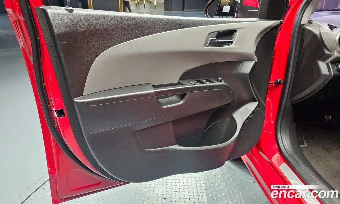 Chevrolet Aveo 2014 1.4 автомат (гидро), фото 13