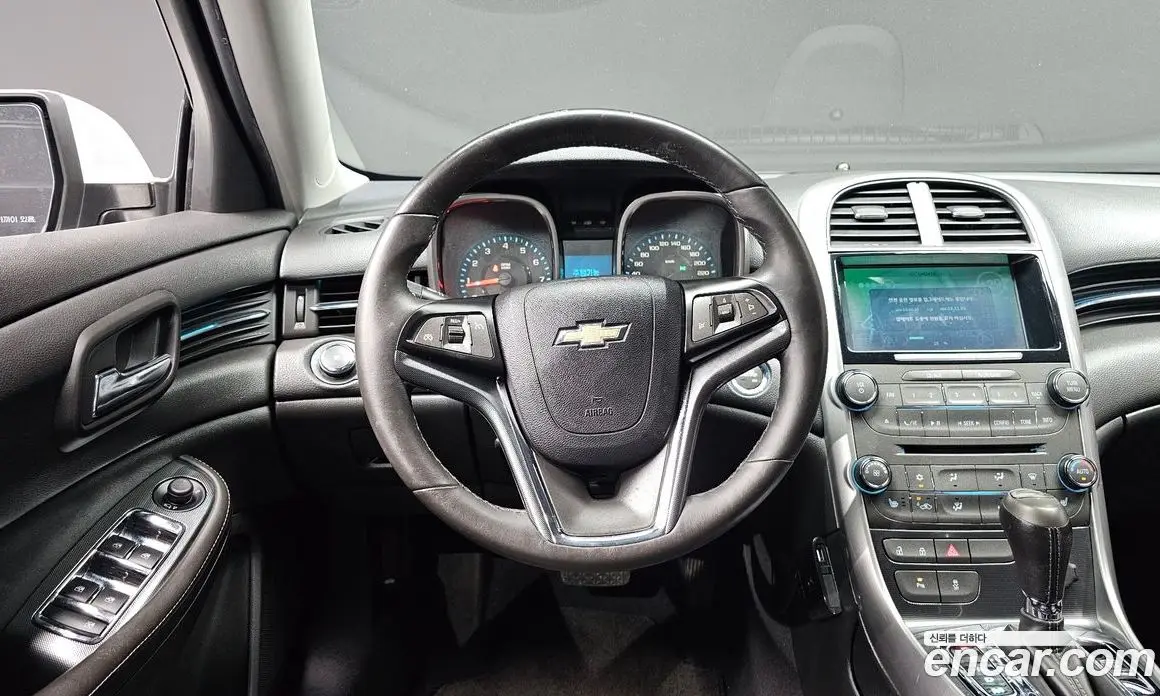 Chevrolet Malibu 2015 2.0 автомат (гидро), фото 13
