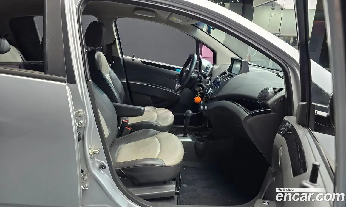 Chevrolet Matiz 2011 1.0 автомат (гидро), фото 11