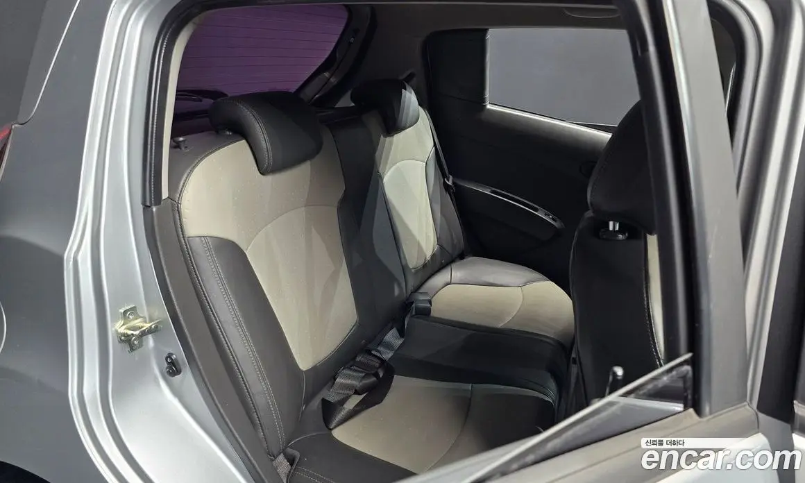 Chevrolet Matiz 2011 1.0 автомат (гидро), фото 12