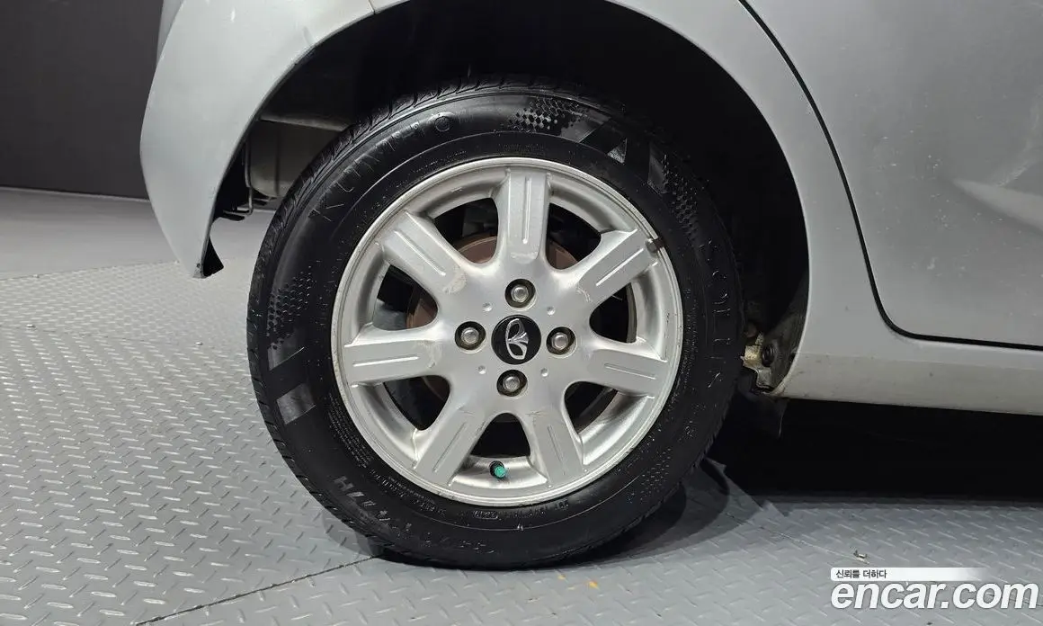 Chevrolet Matiz 2011 1.0 автомат (гидро), фото 5