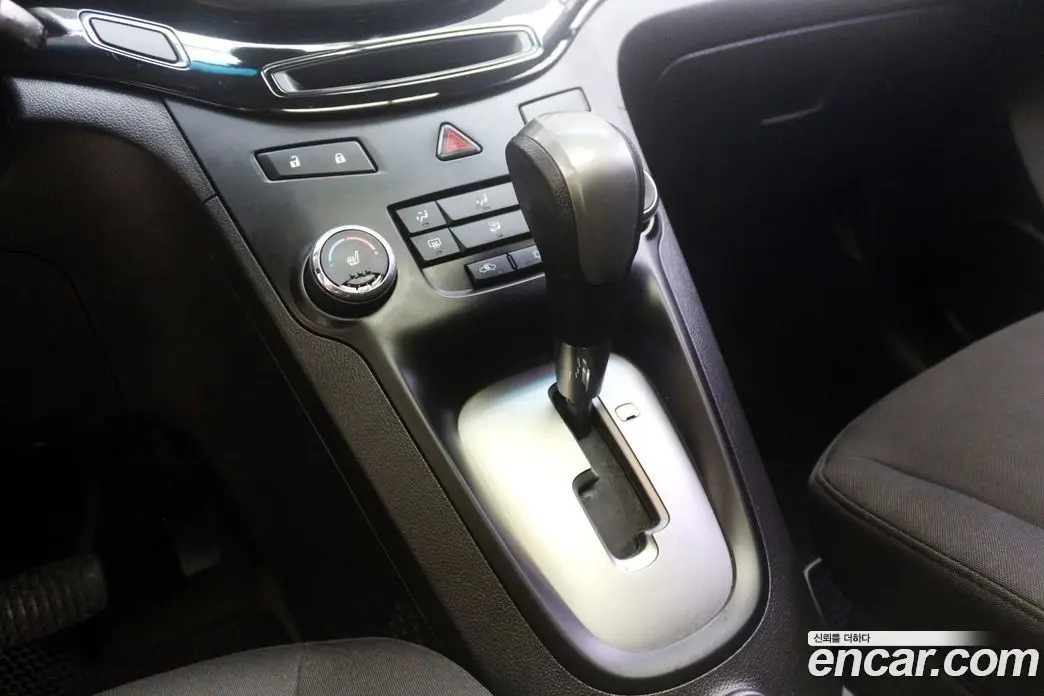 Chevrolet Orlando 2013 2.0 автомат (гидро), фото 17