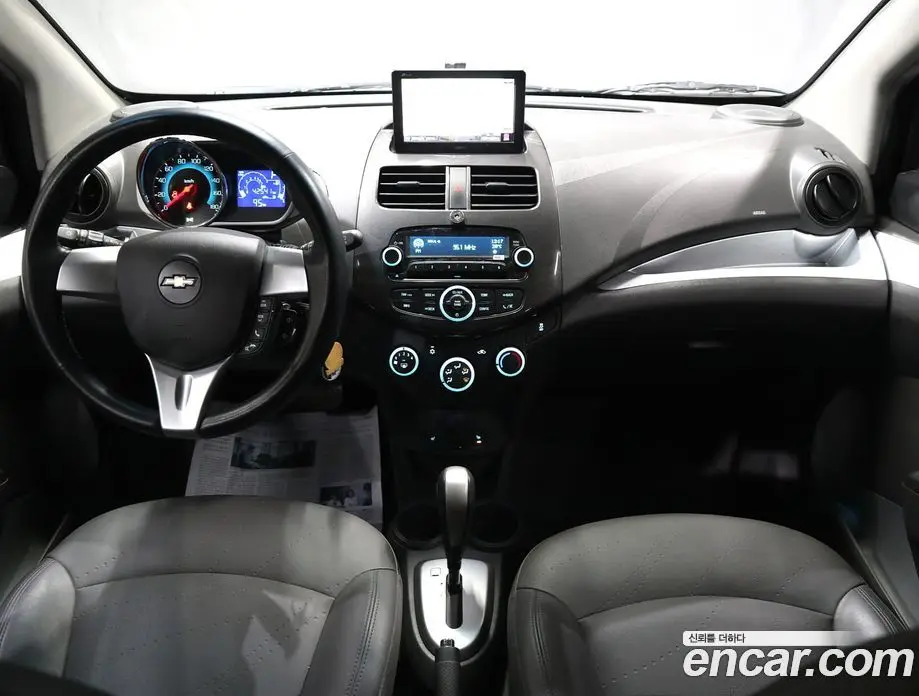 Chevrolet Spark 2015 1.0 автомат (гидро), фото 6