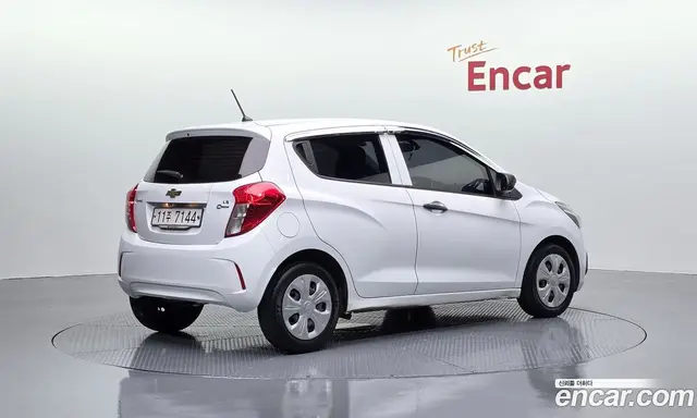 Chevrolet Spark 2015 1.0 автомат (гидро), миниатюра 2
