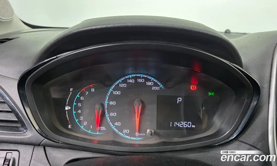 Chevrolet Spark 2015 1.0 автомат (гидро), фото 11