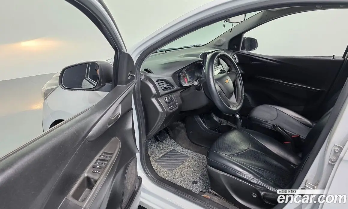 Chevrolet Spark 2015 1.0 автомат (гидро), фото 13