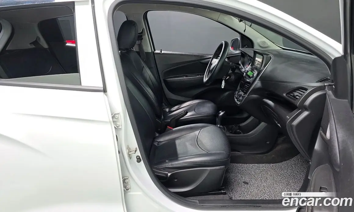 Chevrolet Spark 2015 1.0 автомат (гидро), фото 16