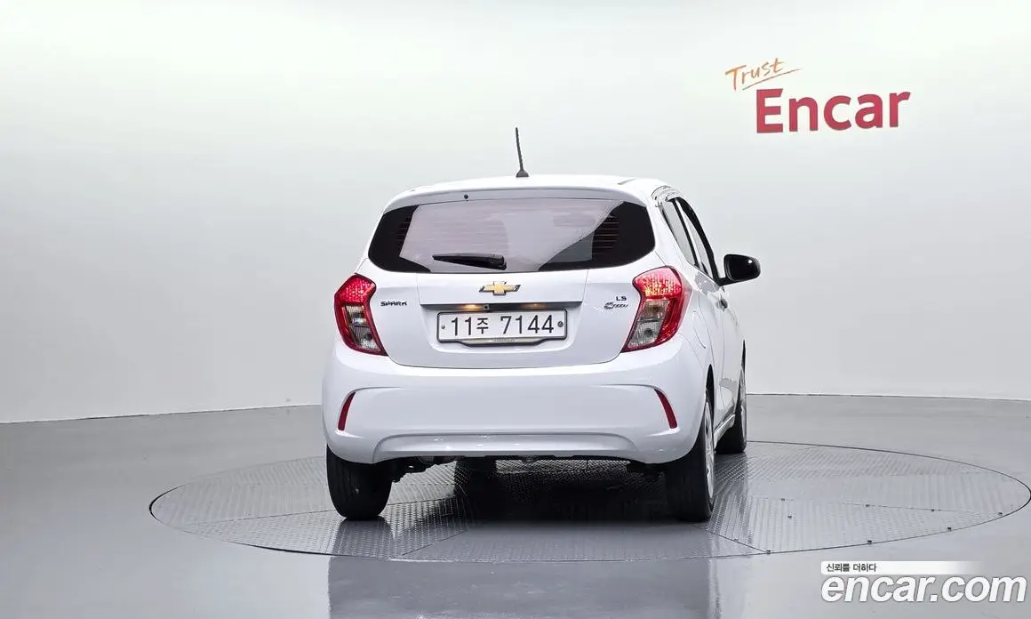 Chevrolet Spark 2015 1.0 автомат (гидро), фото 4
