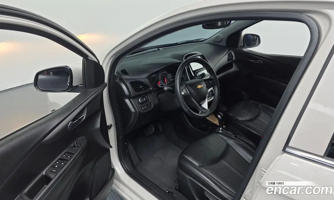 Chevrolet Spark 2017 1.0 автомат (гидро), фото 13