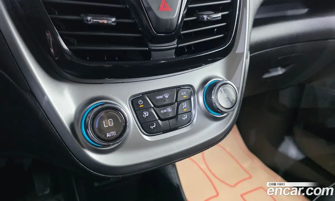 Chevrolet Spark 2017 1.0 автомат (гидро), фото 23