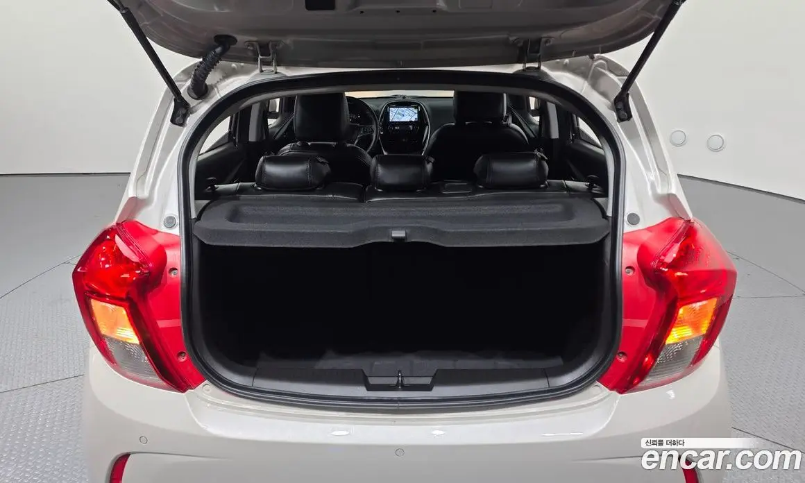 Chevrolet Spark 2017 1.0 автомат (гидро), фото 26