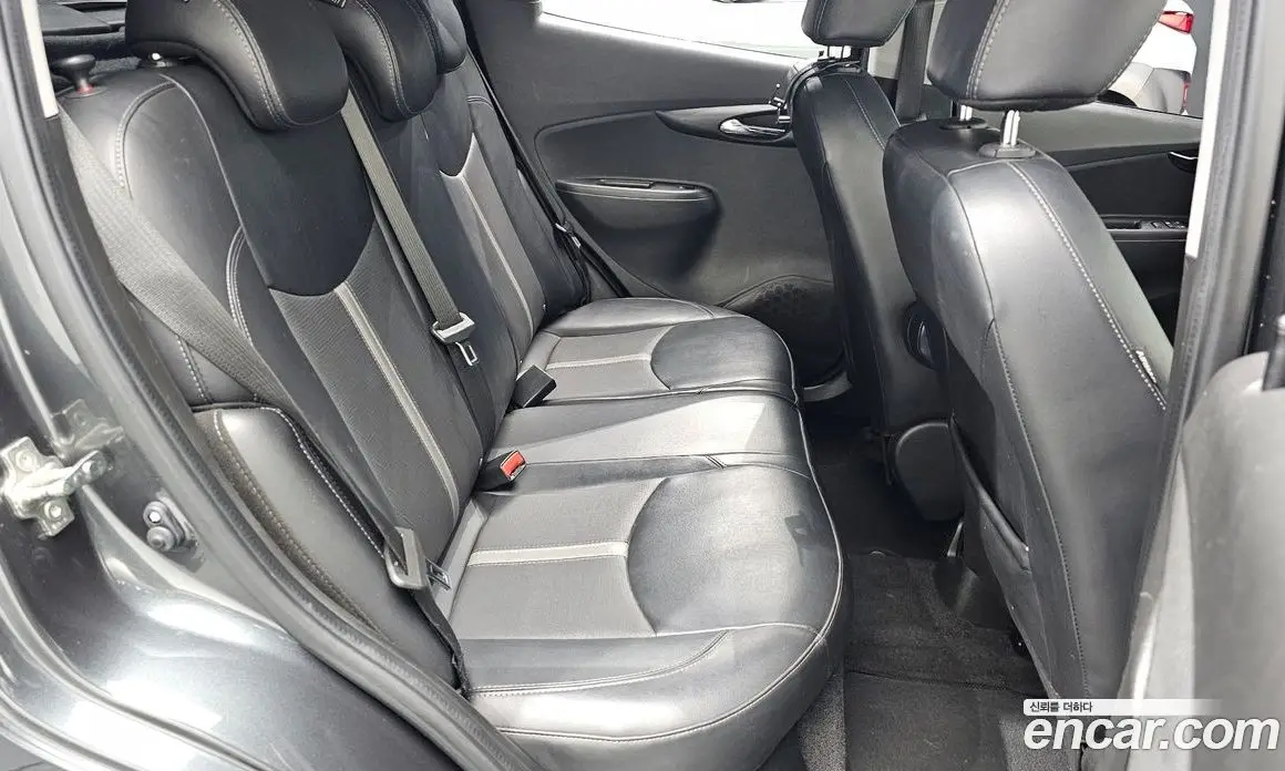 Chevrolet Spark 2018 1.0 автомат (гидро), фото 11