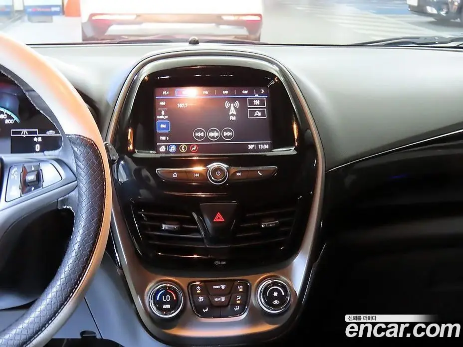 Chevrolet Spark 2018 1.0 автомат (гидро), фото 11