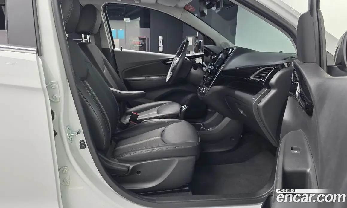 Chevrolet Spark 2021 1.0 автомат (гидро), фото 17