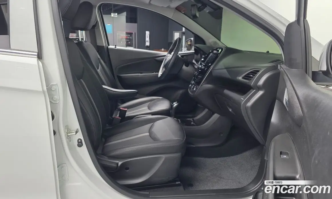 Chevrolet Spark 2021 1.0 автомат (гидро), фото 17