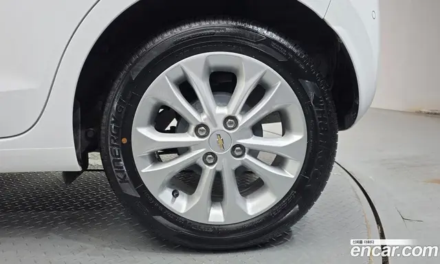 Chevrolet Spark 2021 1.0 автомат (гидро), миниатюра 7