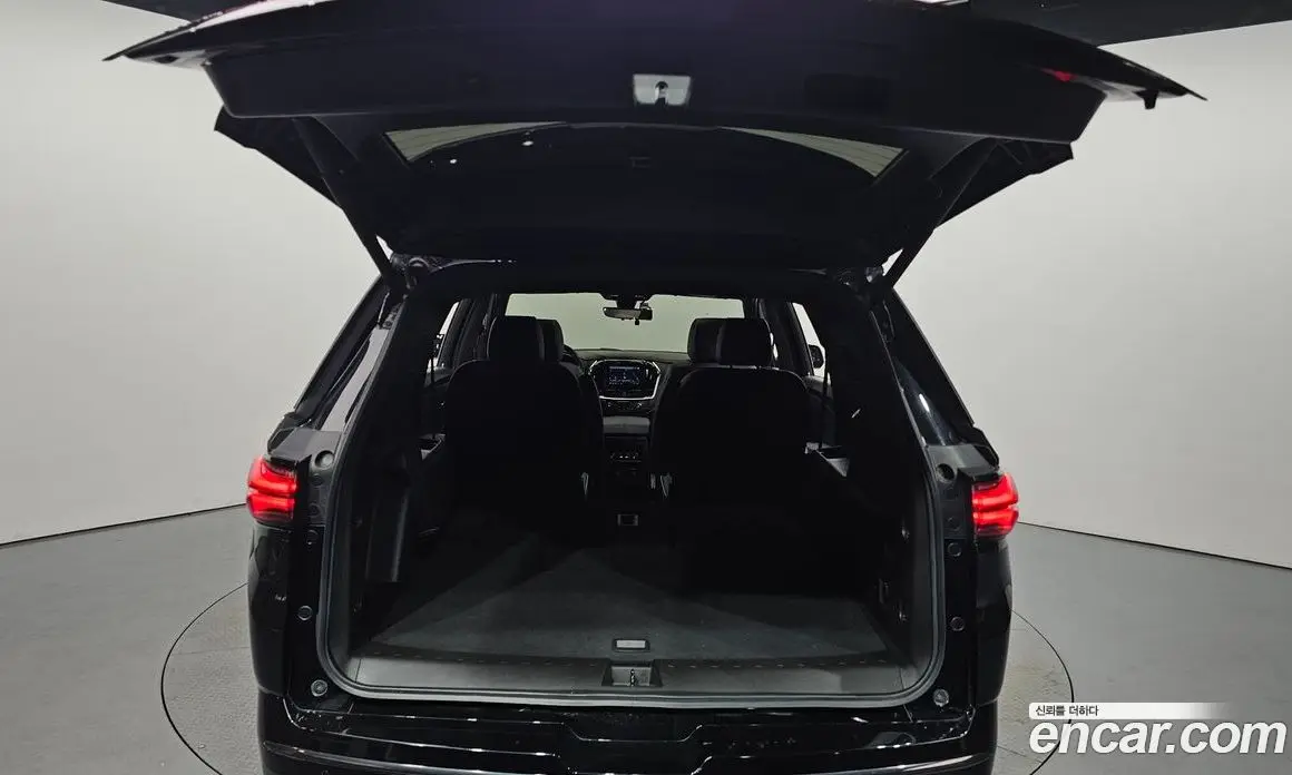 Chevrolet Traverse 2022 3.6 автомат (гидро), фото 23