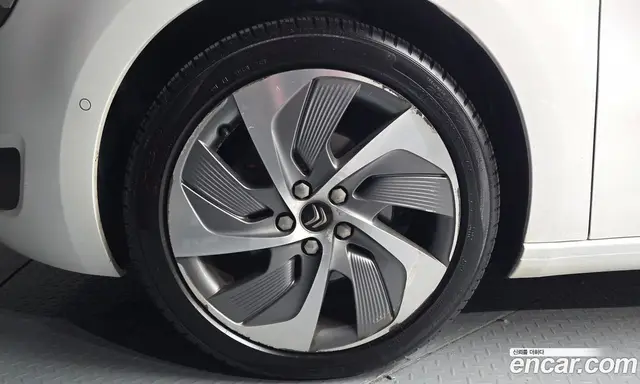 Citroen C4 Picasso 2015 2.0 автомат (гидро), миниатюра 5 Citroen C4 Picasso 2015 2.0 автомат (гидро), миниатюра 5