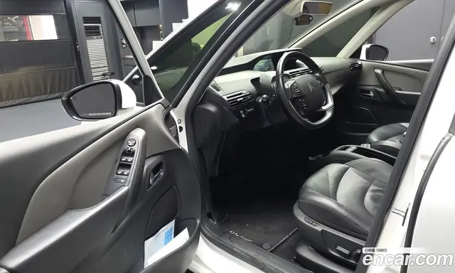 Citroen C4 Picasso 2015 2.0 автомат (гидро), миниатюра 10 Citroen C4 Picasso 2015 2.0 автомат (гидро), миниатюра 10