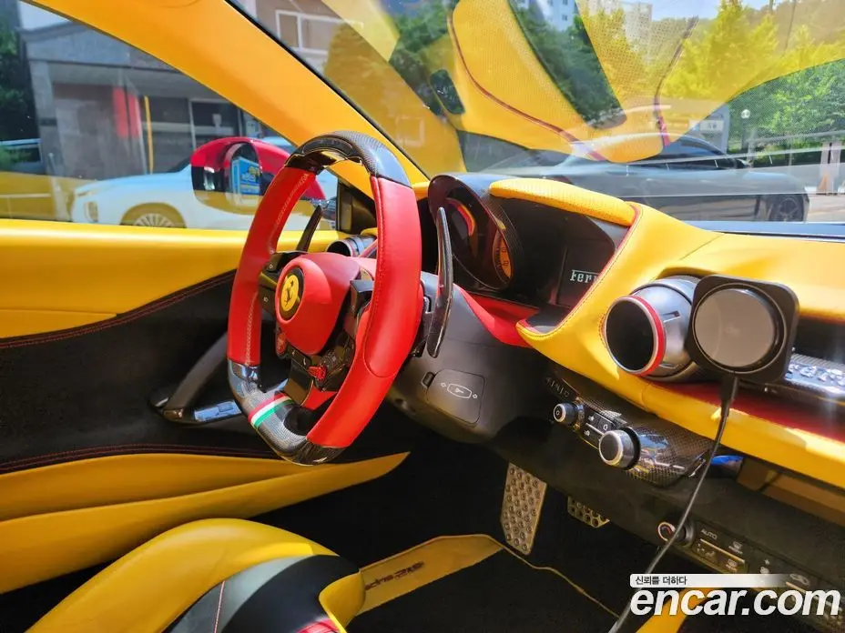 Ferrari 812 2018 6.5 автомат (гидро), фото 17