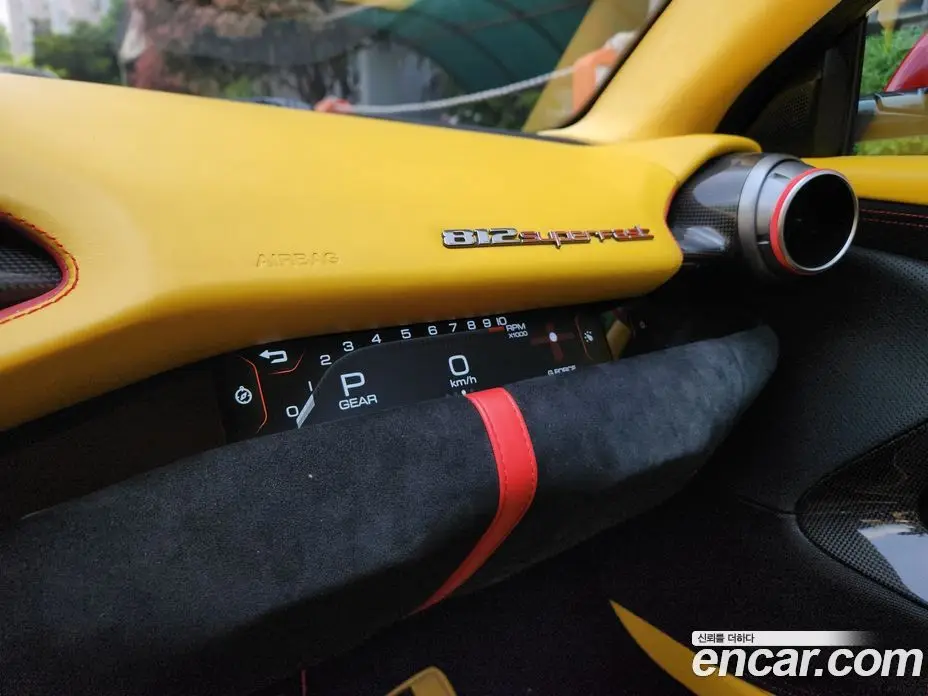 Ferrari 812 2018 6.5 автомат (гидро), фото 19