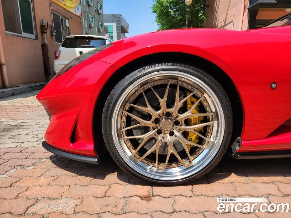 Ferrari 812 2018 6.5 автомат (гидро), фото 3