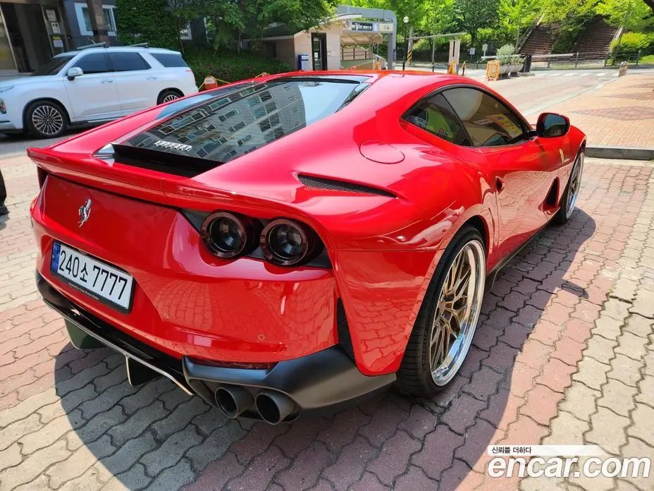 Ferrari 812 2018 6.5 автомат (гидро), фото 6