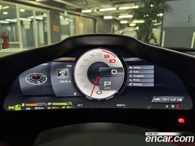 Ferrari SF90 2023 4.0 автомат (гидро), миниатюра 8 Ferrari SF90 2023 4.0 автомат (гидро), миниатюра 8