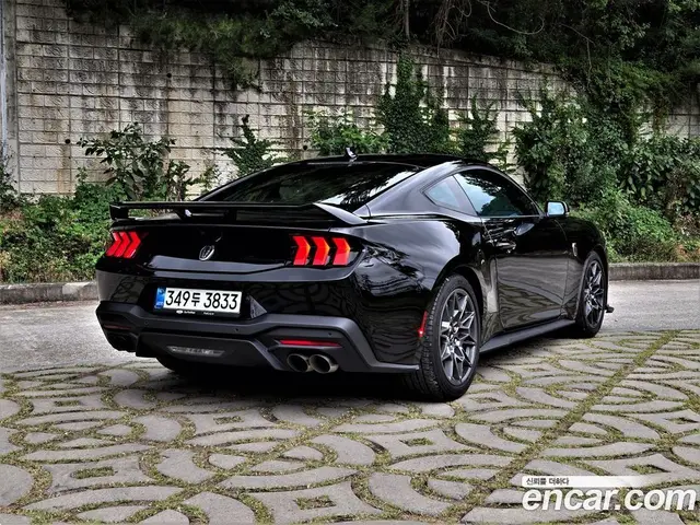 Ford Mustang 2025 5.0 автомат (гидро), миниатюра 2