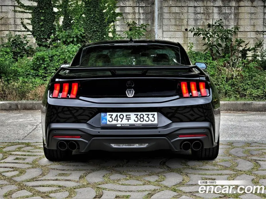 Ford Mustang 2025 5.0 автомат (гидро), фото 4